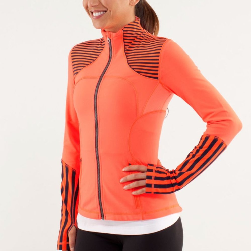 Lululemon Zip-Up Forme Jacket Classic Stripe Light Flare Inkwell Size 6 Pink